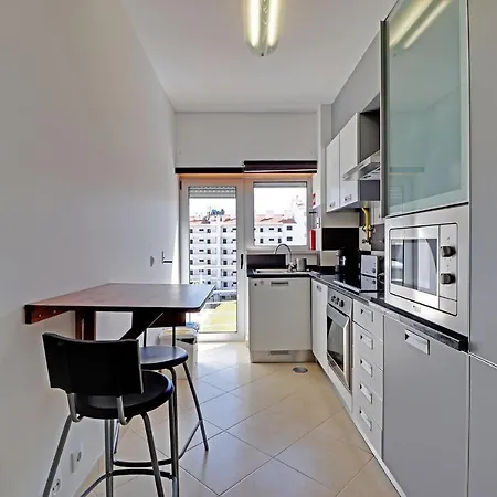 Sun House With Pool By Homing *